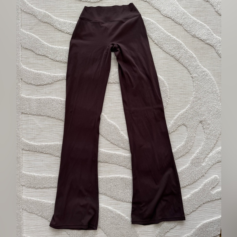 Oner Active SOFTMOTION FLARED PANTS WITH WHITE LOGO - Picture 3 of 5